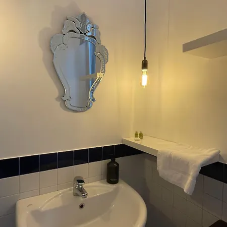 Apartment Elegante Bilocale De Angeli - Mirable Pm