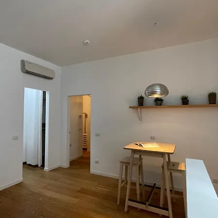 Apartment Elegante Bilocale De Angeli - Mirable Pm *